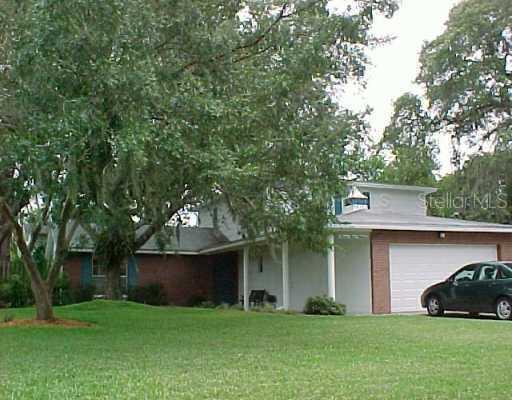 11319 Carrollwood Estates Dr., Tampa, FL 33618