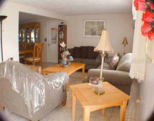 3422 Wiltshire Dr., Holiday, FL 34691