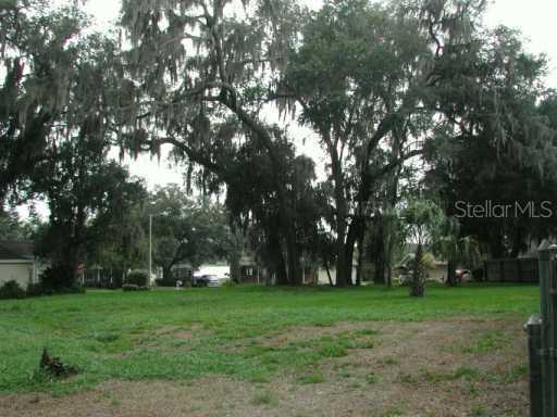 1012 Winchester Ln., Valrico, FL 33594