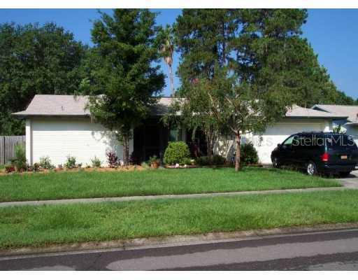 3915 Kristin Pl., Valrico, FL 33596