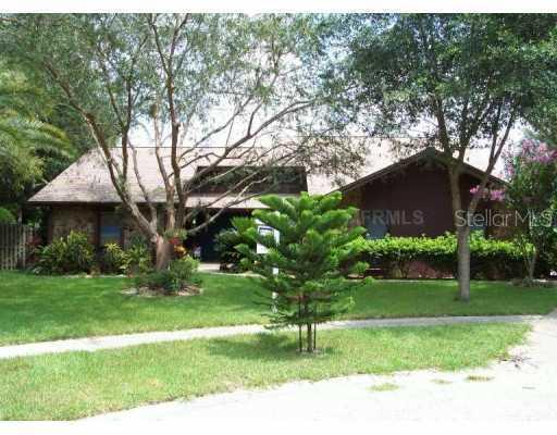 2304 Travis Robert Ave., Valrico, FL 33594