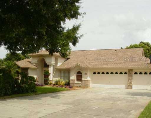 17901 Singing Wood Pl., Lutz, FL 33548