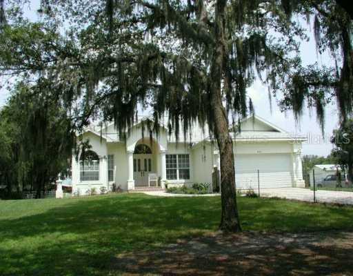 9152 Kenton Rd., Zephyrhills, FL 33544