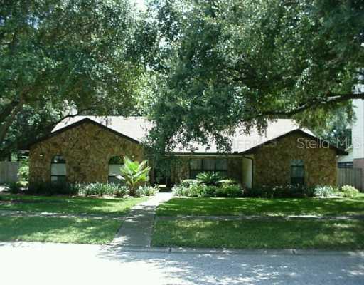 2311 Travis Robert Ave., Valrico, FL 33594