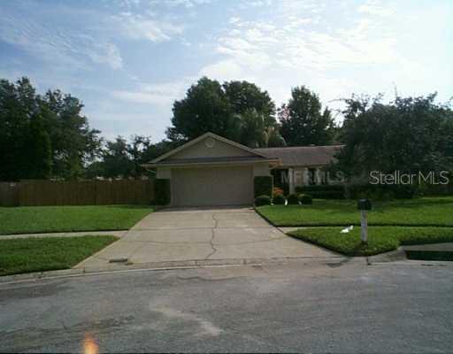 915 Tarawood Ln., Valrico, FL 33594