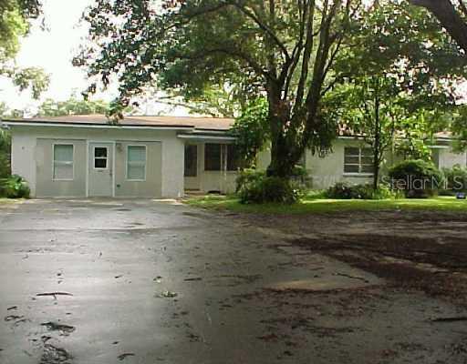 741 Crenshaw Lake Rd., Lutz, FL 33548