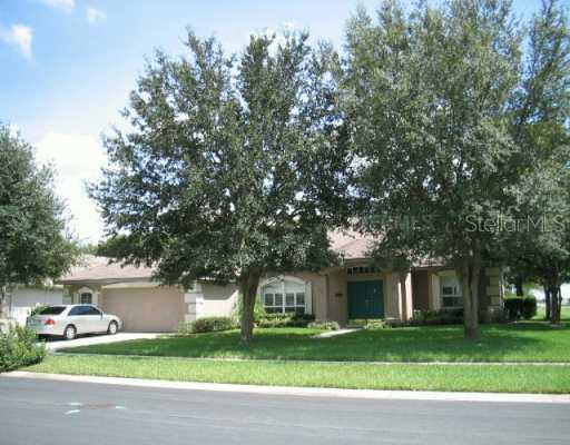 2214 Eagle Bluff Dr., Valrico, FL 33594