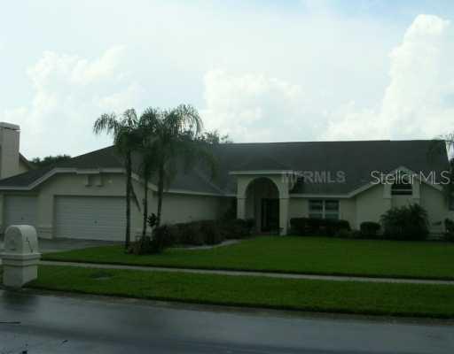 2318 Marseille Ct., Valrico, FL 33594