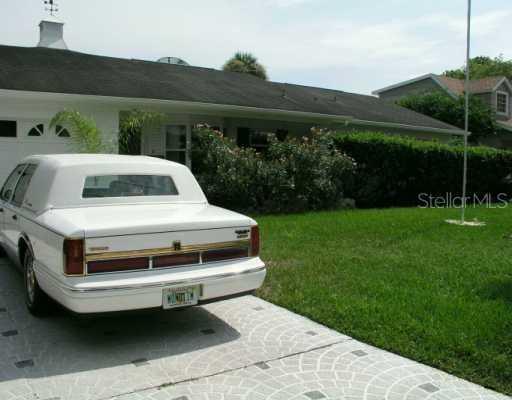 8716 Thornwood Ln., Tampa, FL 33615