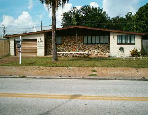 4706 Town N Country Blvd., Tampa, FL 33615