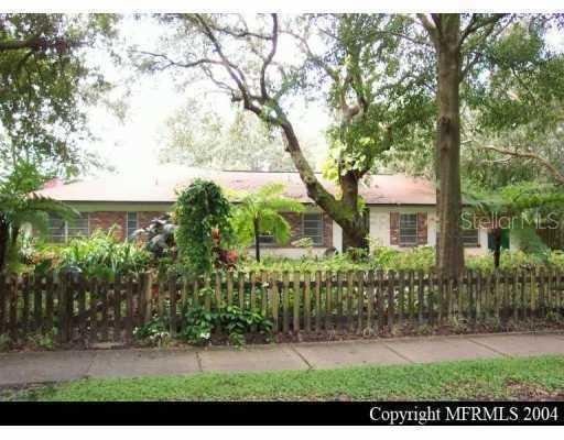 2110 Village Ave., Tampa, FL 33612