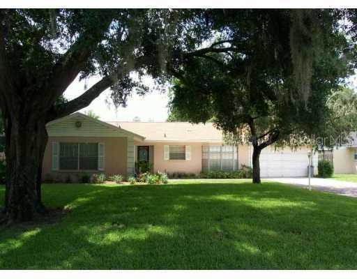2006 Nancy Ave., Lutz, FL 33548