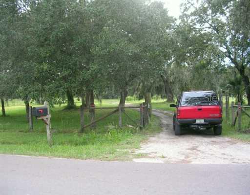 11633 North St., Gibsonton, FL 33534