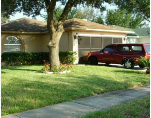 1316 Mohrlake Dr., Brandon, FL 33511