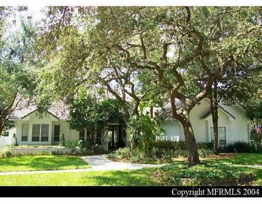 15930 Dover Cliffe Dr., Lutz, FL 33548