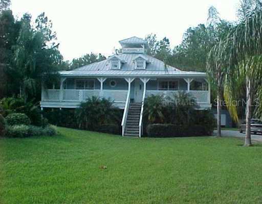 510 Crystal Lake Rd., Lutz, FL 33548