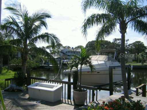 166 Carlyle Dr., Palm Harbor, FL 34683