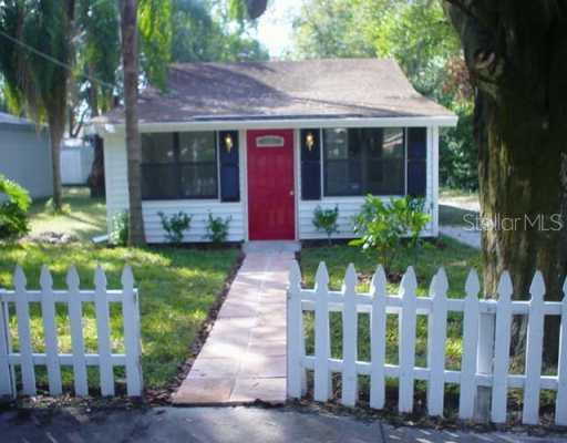 1917 Powhatan Ave., Tampa, FL 33610