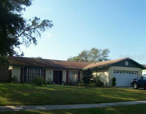 411 Park Manor Dr., Brandon, FL 33511