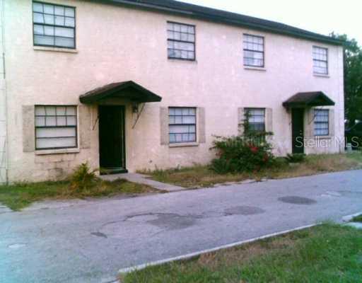 9418 50th St., Tampa, FL 33617