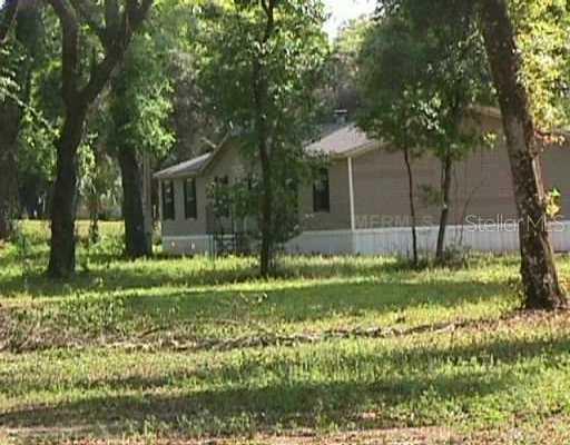 1406 Kingsway Rd., Seffner, FL 33584