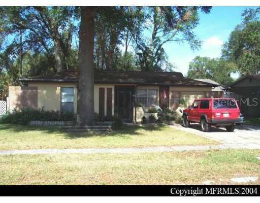 501 Innergary Pl., Valrico, FL 33594