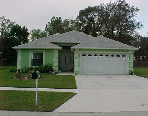 6815 Oakcrest Way, Zephyrhills, FL 33542