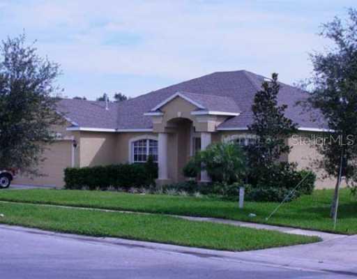 732 Berry Bramble Dr., Brandon, FL 33510