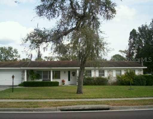 3207 S Kings Ave., Brandon, FL 33511