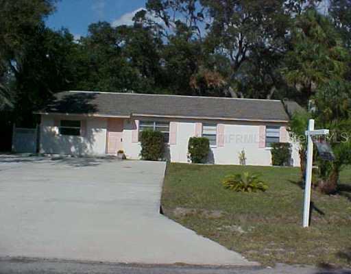 816 Louise St., Brandon, FL 33511