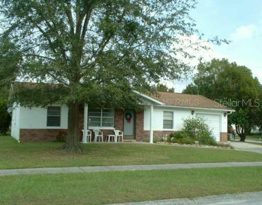 38653 Piedmont Ave., Zephyrhills, FL 33540