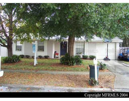 918 Briarcliff Dr., Valrico, FL 33594