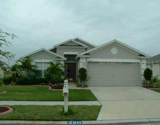 2011 Folkstone Pl., Wesley Chapel, FL 33543