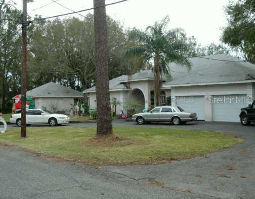 5804 Half Moon Lake Rd., Tampa, FL 33625