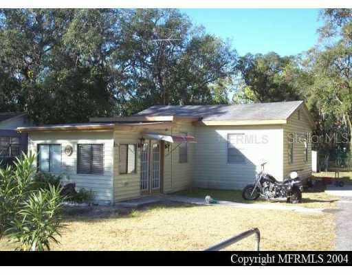 9710 N 19th St., Tampa, FL 33612