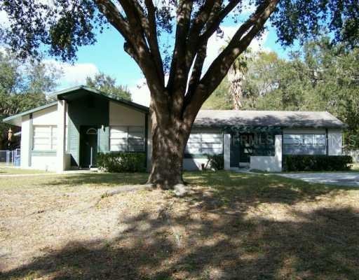 11608 Valencia Dr., Seffner, FL 33584