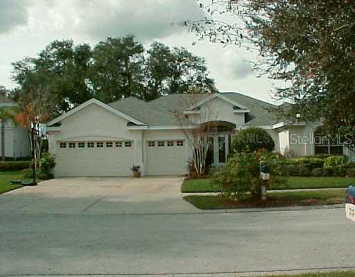 3701 Smoke Hickory Ln., Valrico, FL 33596