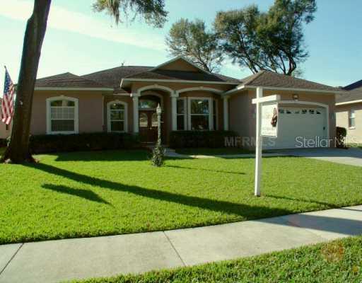 2331 Valrico Forest Dr., Valrico, FL 33594