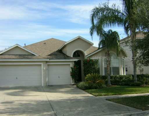 18905 Maisons Dr., Lutz, FL 33558