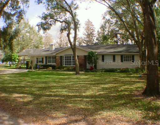 603 Lightsey Ln., Lutz, FL 33548