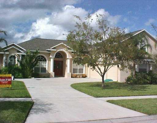 801 Citrus Wood Ln., Valrico, FL 33594