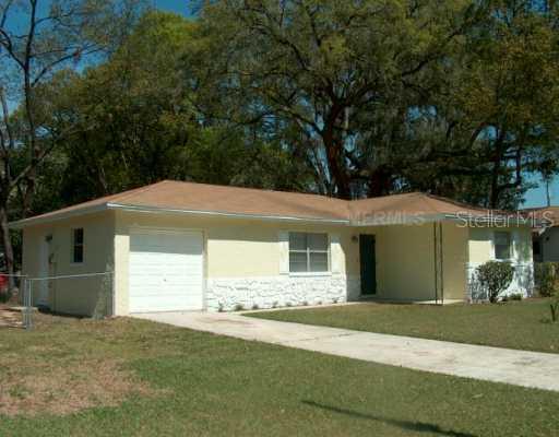 564 Robin Hill Cir., Brandon, FL 33510