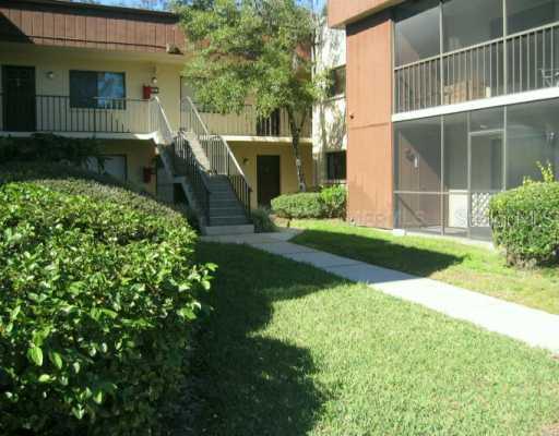 11710 Raintree Lake Ln. #B, Tampa, FL 33617