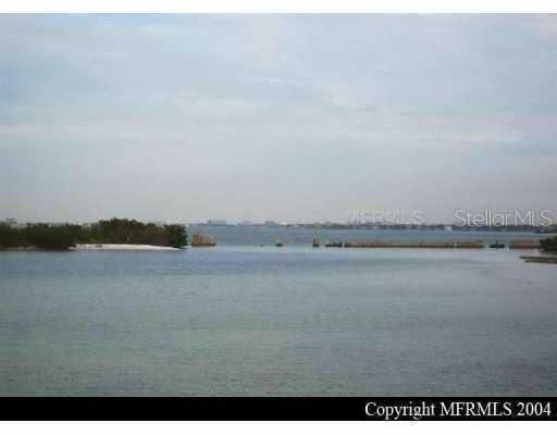 2408 W Country Club Ave., Tampa, FL 33611