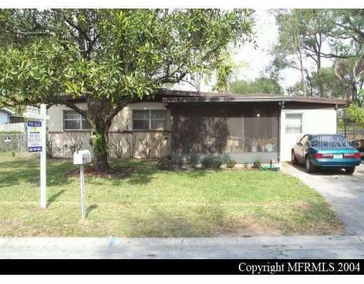 1102 Briarwood Rd., Brandon, FL 33511