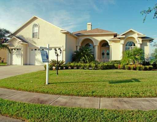 4013 Valrico Grove Dr., Valrico, FL 33594