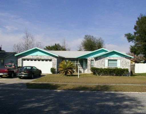 122 Valley Cir., Brandon, FL 33510