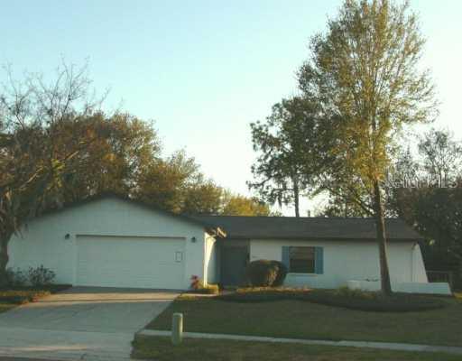 4035 Eastridge Dr., Valrico, FL 33594