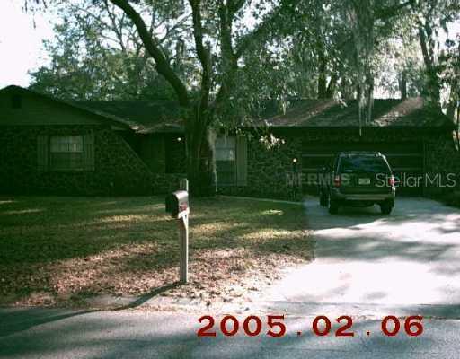 909 Heidi Rd., Seffner, FL 33584