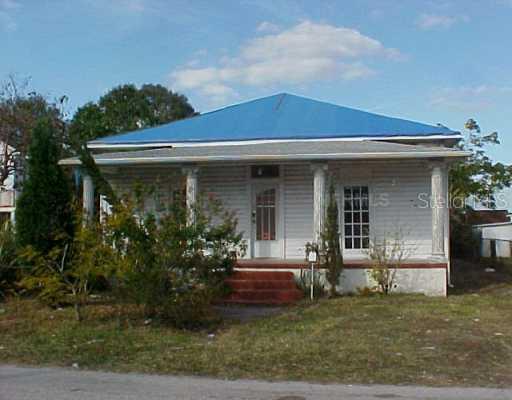 2022 Thrace St., Tampa, FL 33605